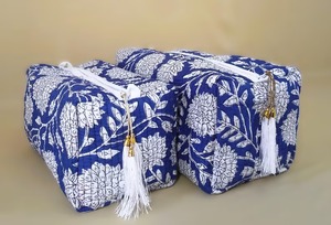 Bolsa de Aseo de Algodón Acolchada con Estampado de Bloques, Bolsa de Cosméticos Hecha a Mano, Bolsa de Viaje con Estampado de Bloques, Kit de Maquillaje, Accesorios de Viaje, Regalo - Product Image 2