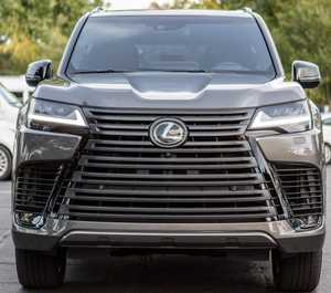Lexus LX 600 2023, V6 biturbo, 4 roues motrices, pack esthétique - Product Image 3