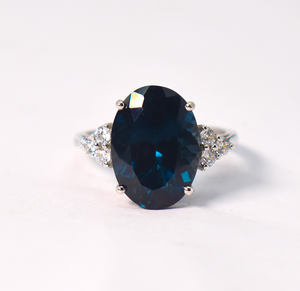 แหวนท็อปพาซสีน้ำเงินลอนดอนจากแล็บ - แหวนเงินแท้ 92.5 สำหรับงานหมั้น ของขวัญสำหรับเธอ ของขวัญคริสต์มาส - Product Image 1