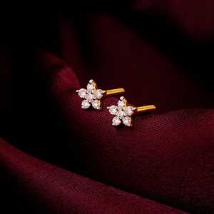 Joyería GIVA-Heer by GIVA Grab Online Pendientes de diamantes de flores con volantes de oro - Product Image 3