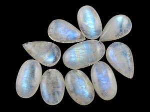 Lot de pierres précieuses en pierre de lune bleue naturelle Dhorgems, cabochon, certifié par un tiers, formes et tailles variées - Product Image 5