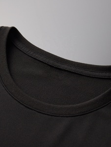 เสื้อยืดลำลองพิมพ์ลายน้ำหนักเบา ผ้าเนื้อนุ่มสบาย ชุดลำลองทันสมัยสำหรับใส่ทุกวัน - Product Image 3