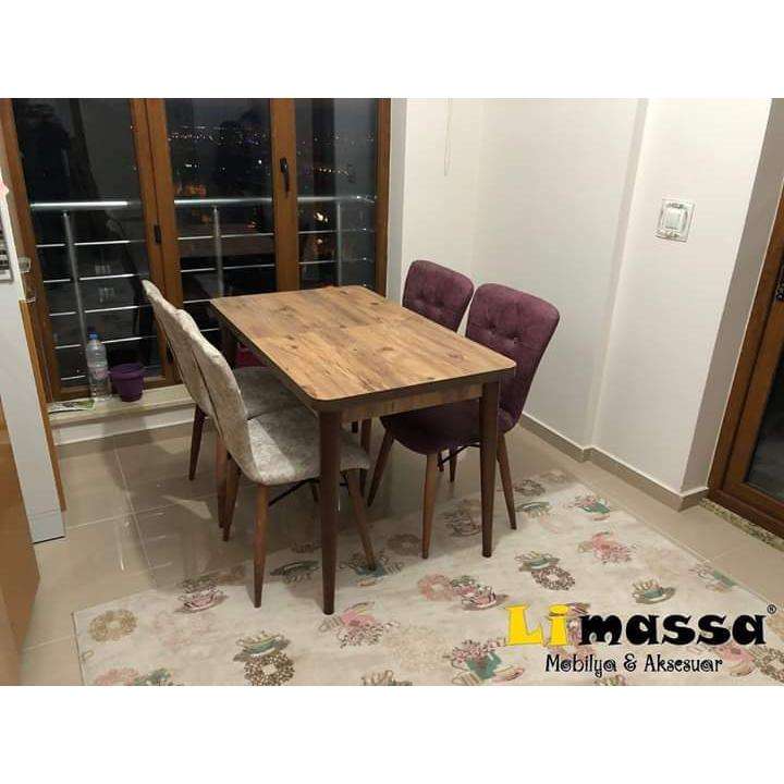 Silva Table and Lata Chair