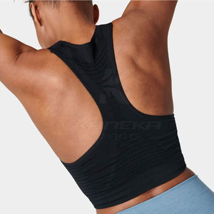 Sujetador deportivo para mujer, diseño elegante, ajuste cómodo para yoga y clases de fitness. - Product Image 4