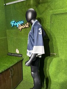 Maillot de hockey sur glace personnalisé de haute qualité 100% polyester pour les jeunes, broderie et sublimation - Product Image 3