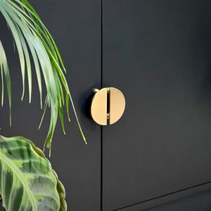 Manija de media luna de latón macizo dorada para el hogar, cocina, muebles de oficina, herrajes, puerta, cajón, armario, manija de armario, venta al por mayor 2023 - Product Image 5