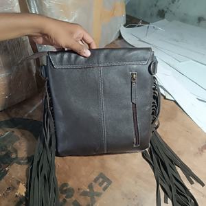 Nouveau sac fronde en cuir de vachette de qualité supérieure sac fronde en cuir occidental au prix de gros - Product Image 2