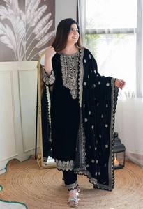 Robe brodée, costume formel 3 pièces, salwar kameez pakistanaise, robe de soirée/mariage à manches longues, tenue traditionnelle faite à la main - Product Image 2