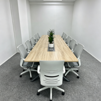 Ensemble de table et chaises de conférence de bureau moderne pour 10 à 12 personnes, table de réunion en bois avec prises électriques