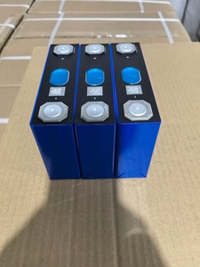 EVE LF50L 50Ah LiFePO4-Batteriezelle mit hoher Lebensdauer Sicherer Energie speicher für Elektro fahrzeuge von Solars ystemen - Product Image 4