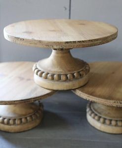 KILL CAKE hecho a mano personalizado al por mayor Acacia madera Natural Color Acacia madera pastel soporte de madera tallado a mano - Product Image 5