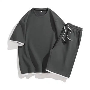 Nouvelle tendance 2025 vêtements décontractés été ensemble personnalisé respirant à manches courtes t-shirt et short séchage rapide en gros hommes ensembles de shorts - Product Image 1