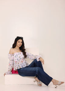 <b>White</b> Floral Print <b>Off</b>-<b>Shoulder</b> <b>Top</b> with Button Decoration Feminine Lightweight OEM Design Adds a Fresh and Chic Touch - Product Image 4