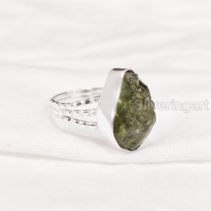 Joyería de piedra en bruto, anillo para mujer, piedra preciosa de peridoto cruda Natural, piedra natal de agosto, banda dotada de aniversario, anillo de Plata de Ley 925 - Product Image 5