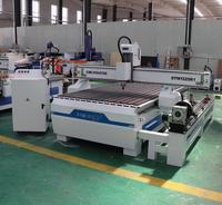 Routeur CNC 4x8 avec rotatif attaché pour meubles