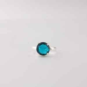 Bague en apatite, taille ovale, certifiée IGI, faite à la main, argent sterling 925, haute qualité, style brutaliste élégant, bijoux pour femmes - Product Image 1