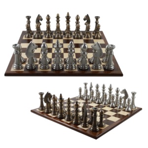 Jeu d'échecs moderne de luxe en métal Finition antique brillante Décors de table combinés polis colorés Jeu de réflexion Design de luxe lumineux - Product Image 3