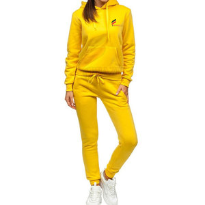 Chándal de invierno ajustado para mujer de calidad superior Diseño de patrón sólido informal de dos piezas personalizable - Product Image 1