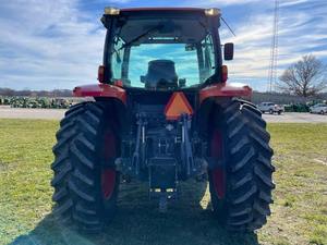 Tracteur utilitaire Kubota M6 101 104 HP 4WD Premium Export/Wholesale du Japon - Product Image 4