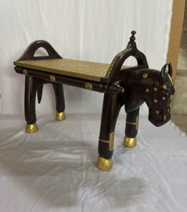 Handmade Wooden Horse Shape Side Table With Gold Inlay Traditional Ethnic Home Decor Bedroom Furniture For Home Hotel - Product Image 3