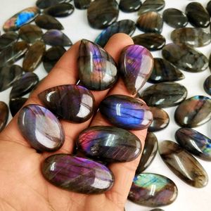ลาบราโดไรต์สีม่วงไฟธรรมชาติคุณภาพสูง ทรงกลมแบบหลวม คริสตัลพลอยเปลี่ยนสี สำหรับทำเครื่องประดับ ดีอาร์เจมส์ - Product Image 2