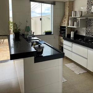 Losas de granito Galaxy negro pulido de alta calidad de diseño moderno de la India con acabado antiguo para villas - Product Image 1