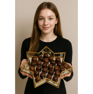 Bandejas decorativas de metal con acabado dorado para mejorar la decoración de su hogar con un atractivo lujoso y atemporal - Product Image 4