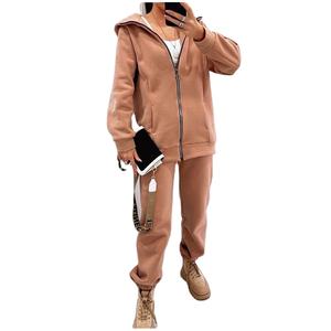 Trajes de chándal de mujer transpirables de alto impacto de calidad superior Diseño personalizable con capucha Venta caliente Mejor precio Diseño personalizable - Product Image 3