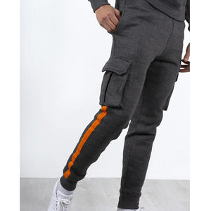 Colección Invierno 2025, Conjunto de Sudadera y Pantalones Deportivos Casuales Transpirables 100% Poliéster, Diseño Personalizado Impreso de Alta Calidad, Venta al Por Mayor - Product Image 3