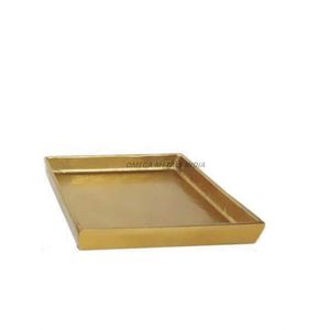 Plateau décoratif rond élégant en argent avec un design moderne et des accents de boule élégants parfait pour servir et décor élégant - Product Image 4