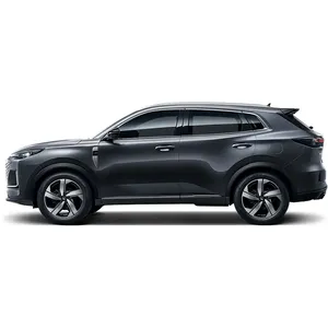 รถน้ำมันรุ่นใหม่ขายดี2024 Changan รุ่นที่สาม1.5T 188PS รถทนทานต่อความยาวความเร็วสูง