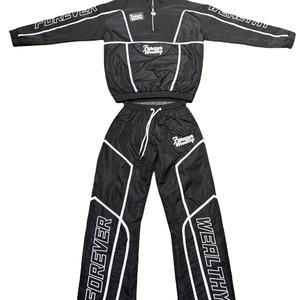 Conjunto de Chaqueta Cortavientos Reflectante Ligera con Logotipo Bordado Personalizado, Conjunto Deportivo de Satén con Cierre, Ropa Urbana para Hombre, Fabricación OEM - Product Image 5