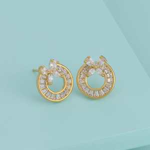 Pendientes Geométricos con Perlas y Diamantes, Modernos para Fiestas, Aleación de Zinc - Product Image 1
