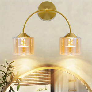 Applique murale moderne en cuivre doré avec abat-jour cylindriques en verre ambré, LED E27, lumière chaude 2700K pour salon et chambre à coucher - Product Image 1