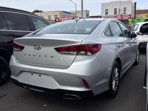 Propre 2019 H-y-u-n-d-a-i So-na-ta SE FWD - Product Image 5