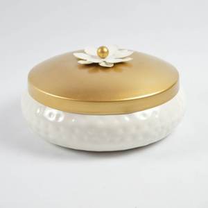 Handmade Round Shape Metal <b>Candle</b> Jar With <b>Flower</b> Knob Lid for Wedding & Christmas Decorative Two Tone <b>Candle</b> Jar - Product Image 5