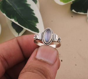 Bague en argent sterling 925 faite à la main avec marquise arc-en-ciel pierre de lune Vintage Boho Style bijoux en pierres précieuses pour femmes - Product Image 2