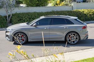 2022 SQ8 Prestige ไมล์น้อย เครื่องยนต์สมบูรณ์ ระบบเกียร์ดี หลังคาพาโนรามา ไฟหน้า LED พร้อมส่ง - Product Image 3