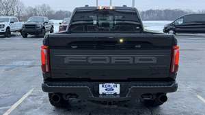 Ford F-150 Raptor R Usado 2025 - Product Image 3