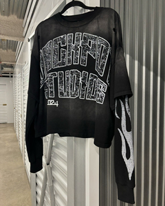 เสื้อครอปสองชั้นทรงครอปโอเวอร์ไซส์พิมพ์ลายสกรีนโลโก้สตรีทแวร์สไตล์วินเทจ - Product Image 2