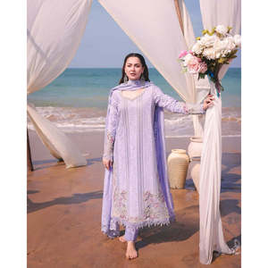 IMROZIA Conjunto de 3 Piezas: Camisa Bordada Chiffon Lawn ChikanKari, Dupatta de Malla Khaddi y Pantalones para Primavera/Verano - BIC-4508 - Product Image 4
