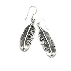 Boucles d'oreilles mode plumes moyennes - Product Image 1