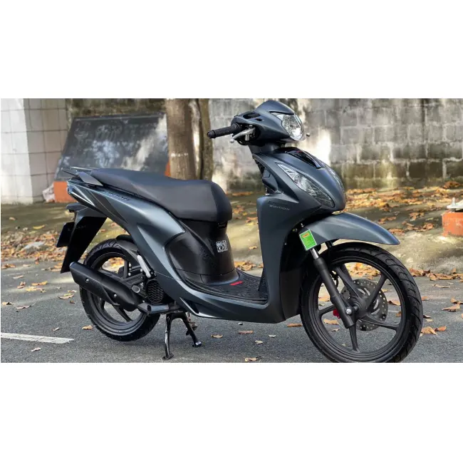 Dynamic and modern design gasoline, 4-stroke, 1-cylinder, air-cooled Hon da Vision new version sale