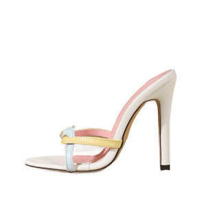 Sandalias de plataforma con tacón de aguja para mujer, con punta abierta, tiras cruzadas, modernas y sencillas, para la playa. - Product Image 1