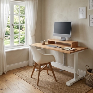 Bureau debout réglable en teck massif avec étagère surélevée pour moniteur, cadre en acier blanc, table de travail ergonomique moderne pour bureau à domicile - Product Image 5
