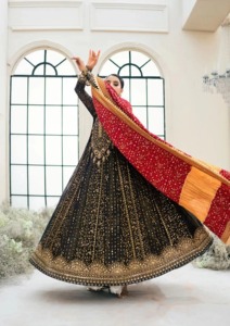 Robe brodée de haute qualité, différentes couleurs, vêtements ethniques musulmans traditionnels, vêtements de fête pour femmes, en vente - Product Image 6