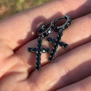 Pendientes Colgantes de Cruz Oxidada Negra en Plata de Ley 925 con Diamantes Simulados, Joyería de Moda para Mujer, Personalizados - Product Image 3