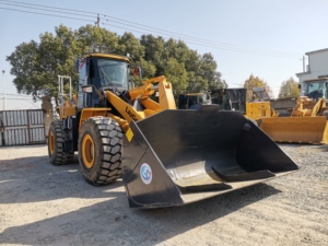 Vente flash : Chargeuse d'occasion <span class=keywords><strong>LiuGong</strong></span> 862H, 6,5 tonnes, avec peu d'heures de travail et de haute qualité - Product Image 1