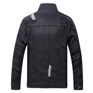 Veste en jean pour homme avec coutures contrastées et tissu durable Veste en jean tendance pour homme avec design minimaliste de couleur unie - Product Image 2