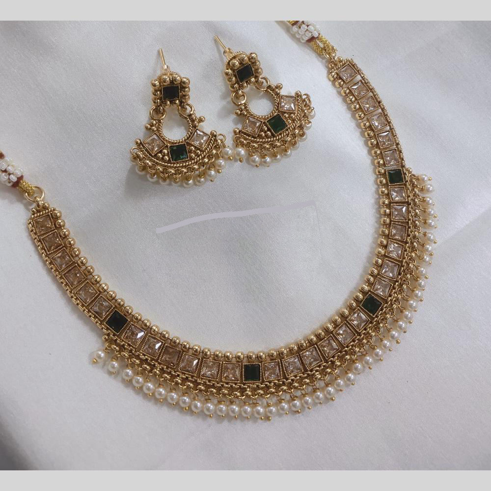 สีเขียว